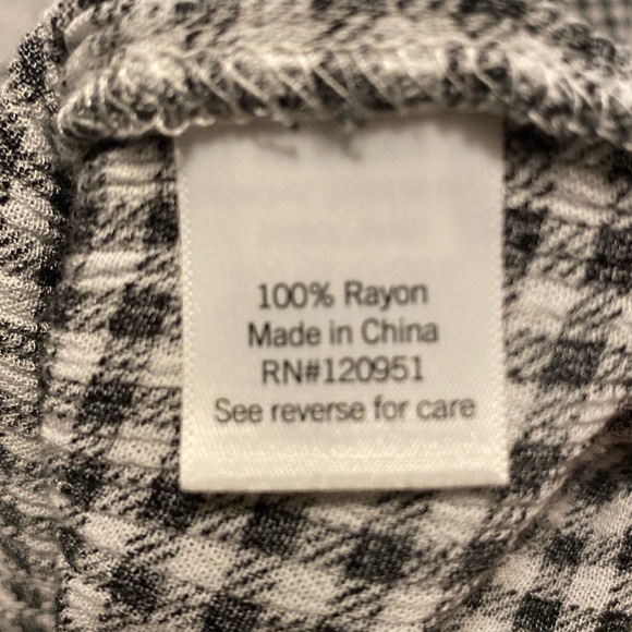 SO Juniors Front Cinch Babydoll Top - Picture 5 of 5